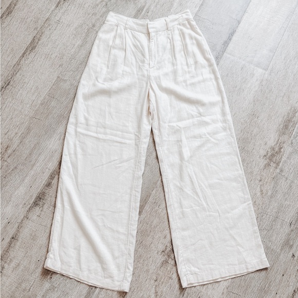 Abercrombie & Fitch White Wide-Leg Trousers - Picture 5 of 9